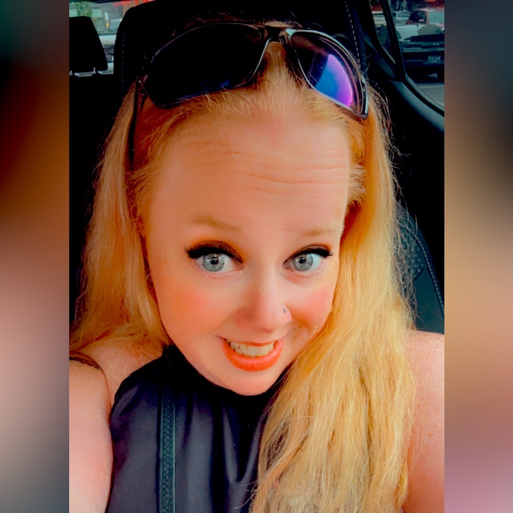 Meet your Posher, Helene